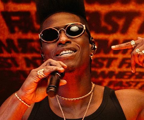 Lucky Daye Elevates 'Nowhere Fast' on Uproxx Visionaries